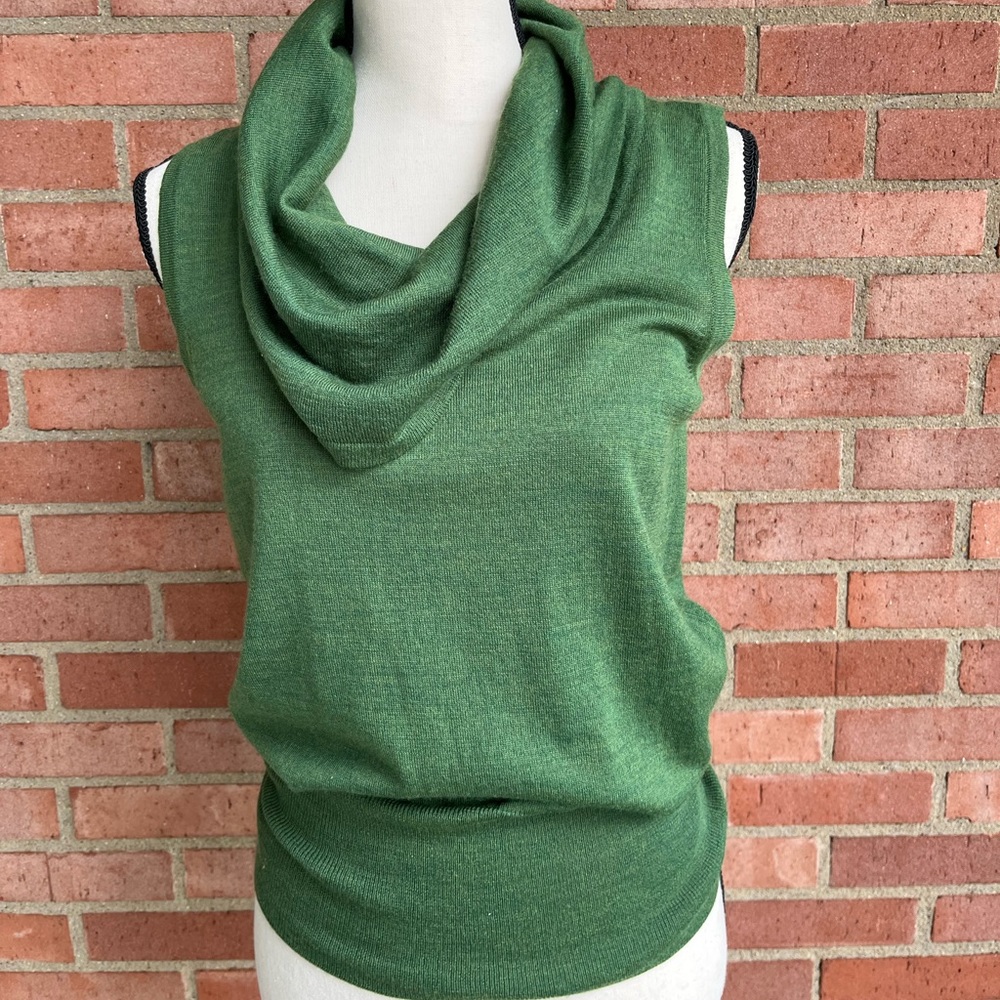 Sleeveless Sweater with Cowl Neck
